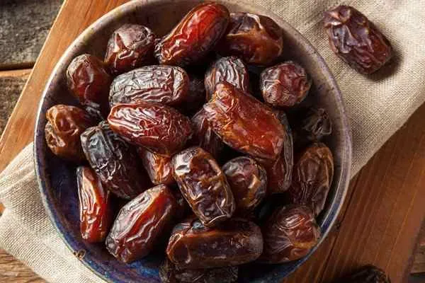 قیمت خرما مضافتی مشکین + مشخصات بسته بندی عمده و ارزان