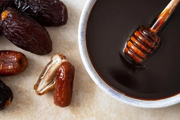 قیمت خرید شیره خرما صادراتی + خواص، معایب و مزایا