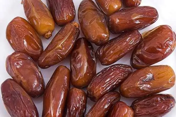 قیمت خرما عسلی کبکاب + پخش تولیدی عمده کارخانه