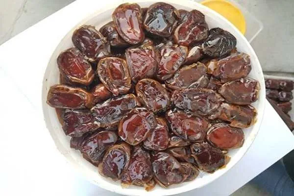 خرید خرما پیارم کیلویی + قیمت عالی با کیفیت تضمینی