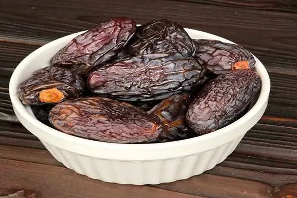 خرید خرما خاصویی مشکین تازه با قیمت استثنایی