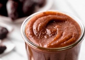 خمیر خرما بندر عباس برای صبحانه میان وعده و شیرینی