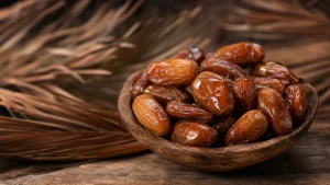 خرما خاصویی ویژن با ظاهر یکدست و بسته‌بندی شکیل